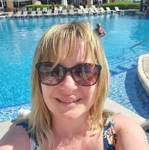 Meet your Posher, Daphne